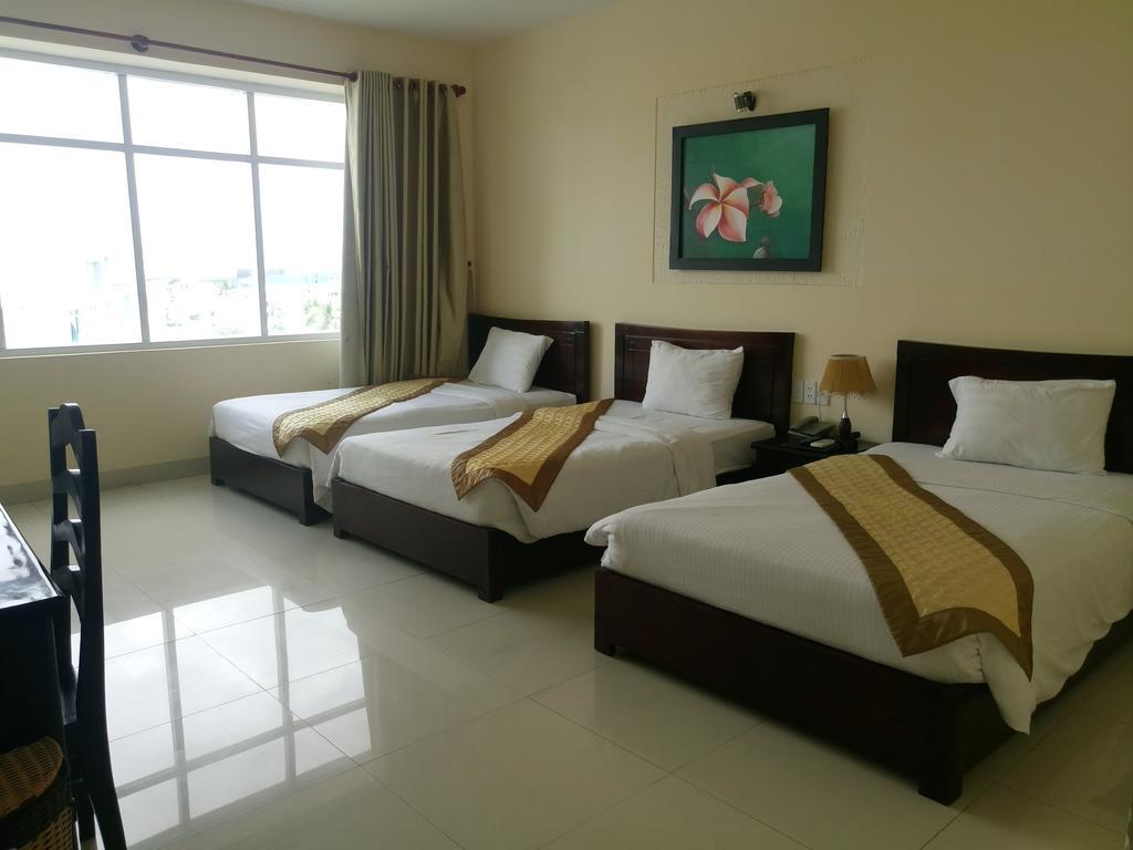 Queen Hotel 3*