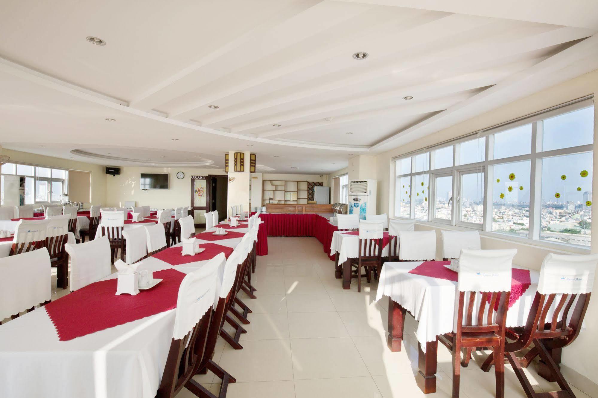 Queen Hotel 3*